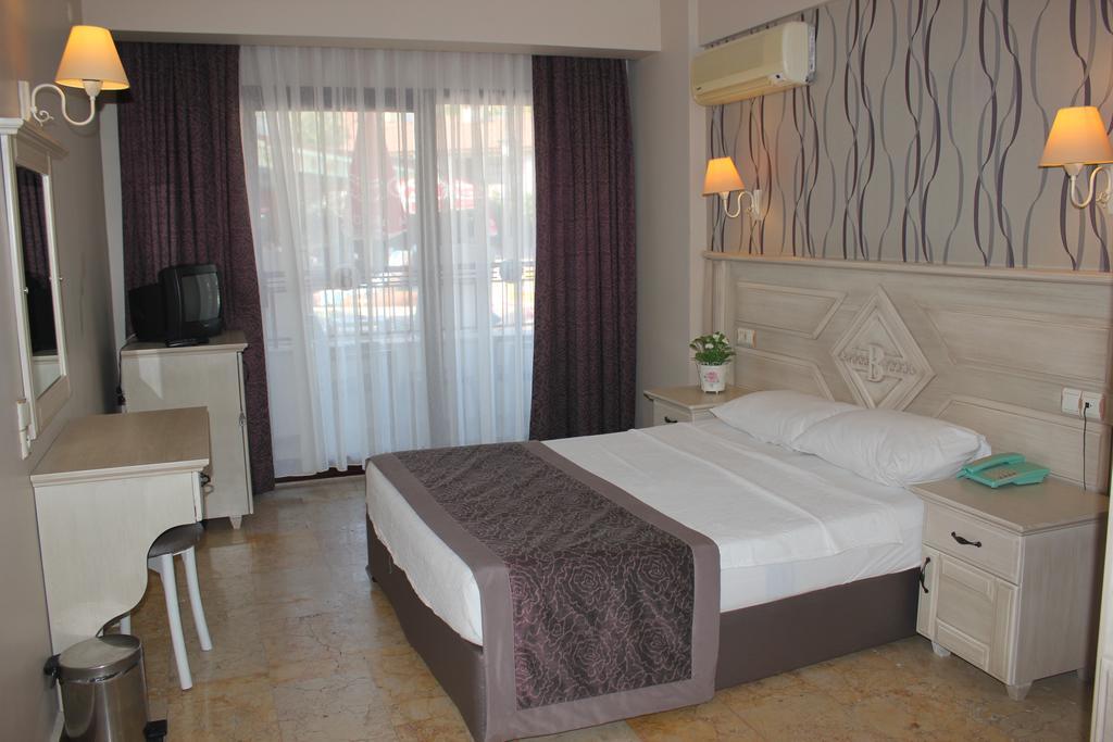 Bonjour Hotel Мармарис Номер фото
