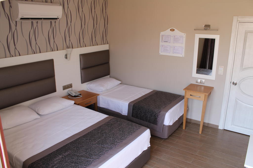 Bonjour Hotel Мармарис Екстер'єр фото