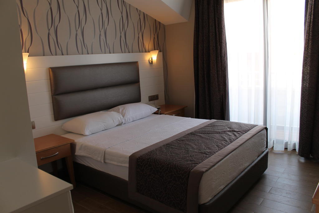 Bonjour Hotel Мармарис Екстер'єр фото